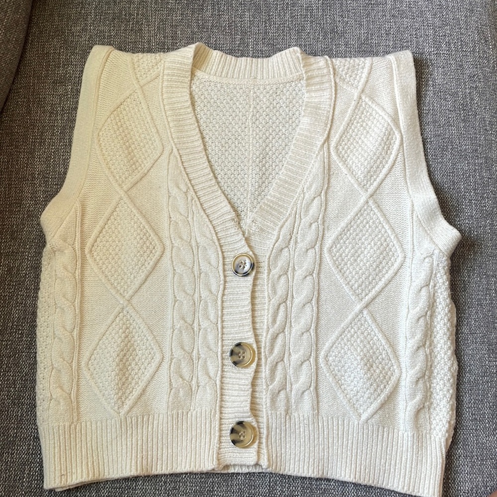 Hazel Moon Cream color knit vest cropped three button woman’s top